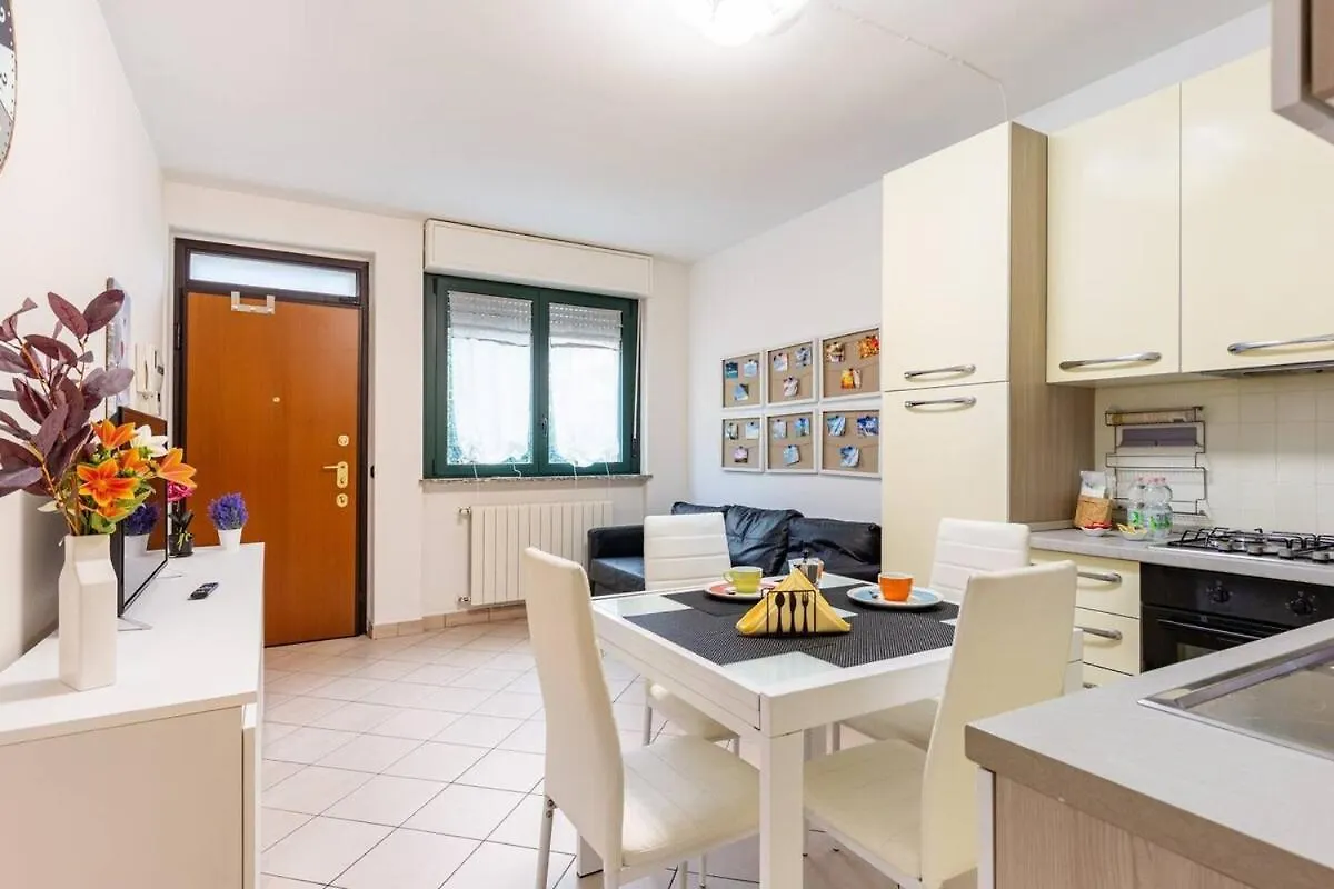 Apartmán App 19-Elegante Mansarda Con Terrazzo E Parcheggio Monza Itálie